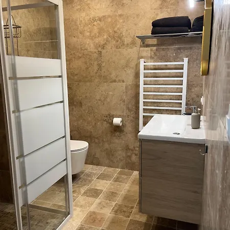 Grand Tamaris Hosting Bed and Breakfast 2*